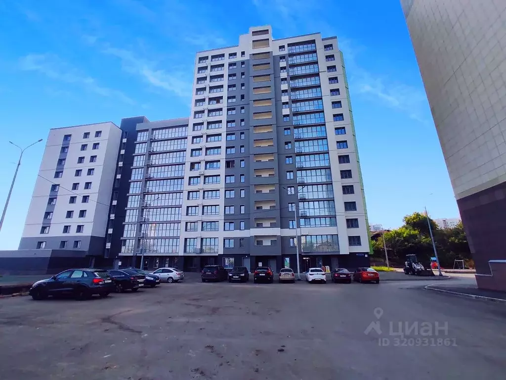 3-к кв. Башкортостан, Уфа ул. Октябрьской Революции, 62/1 (139.0 м) - Фото 1