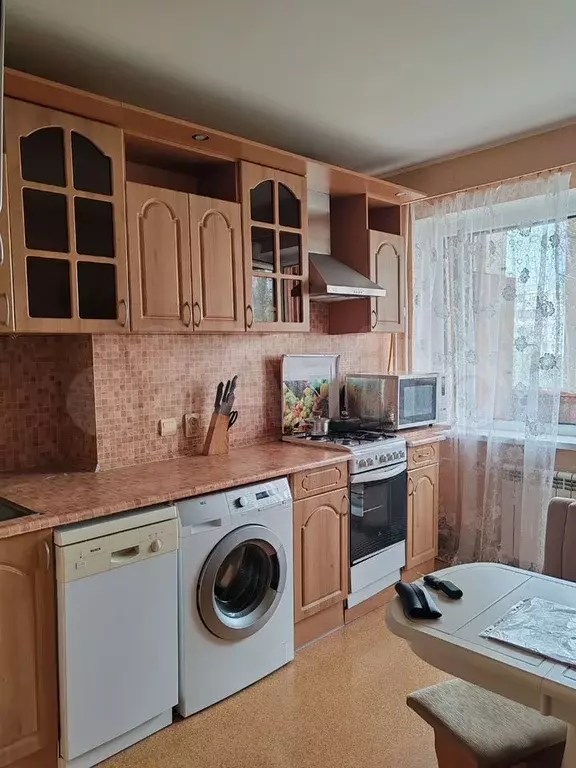 3-к. квартира, 67,3 м, 6/10 эт. - Фото 0