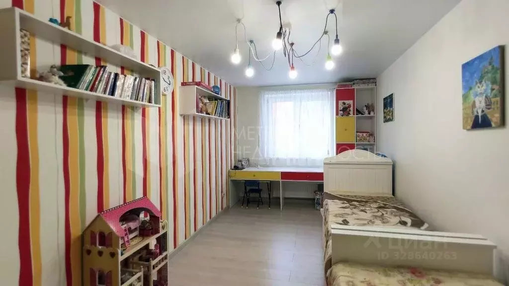 2-к кв. Тюменская область, Тюмень ул. Пермякова, 79 (88.2 м) - Фото 1