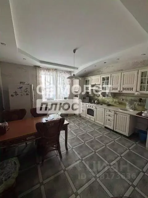 Коттедж в Саха (Якутия), Якутск просп. Ленина (240 м) - Фото 0