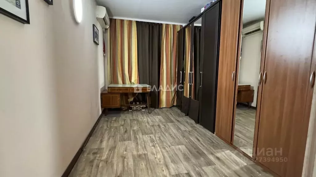 3-к кв. Волгоградская область, Волгоград ул. Рихарда Зорге, 52 (64.6 ... - Фото 2