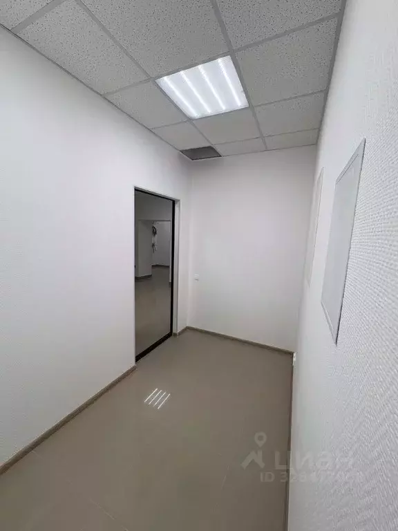 Офис в Свердловская область, Екатеринбург ул. Волгоградская, 193 (6 м) - Фото 1