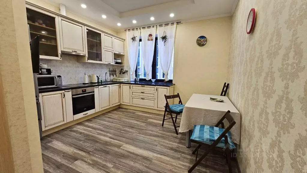 2-к кв. Москва Кронштадтский бул., 6к4 (71.8 м) - Фото 0