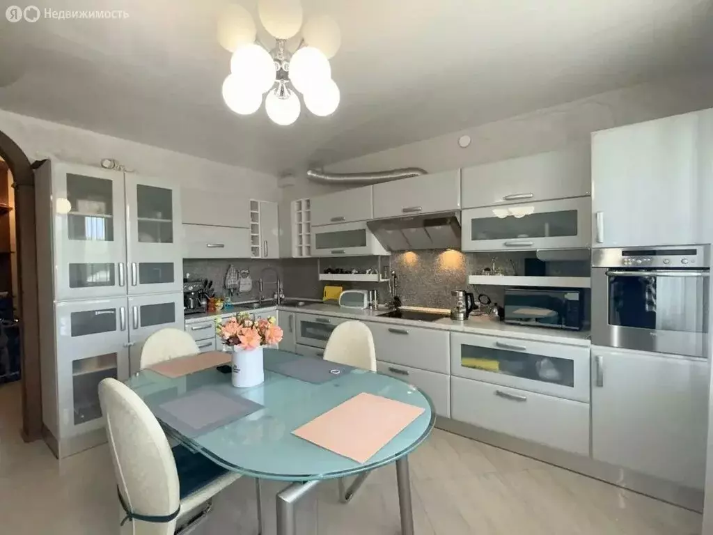 2-комнатная квартира: Самара, улица Венцека, 111 (93.2 м) - Фото 1
