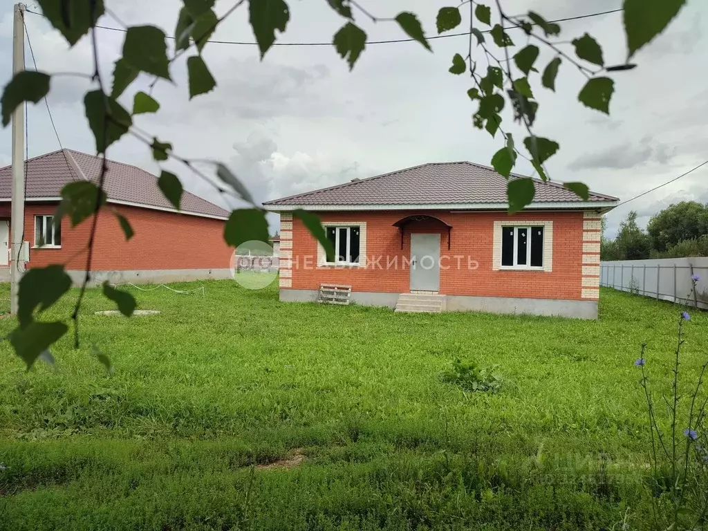 Дом в Рязанская область, Рязанский муниципальный округ, с. Тюшево  ... - Фото 1