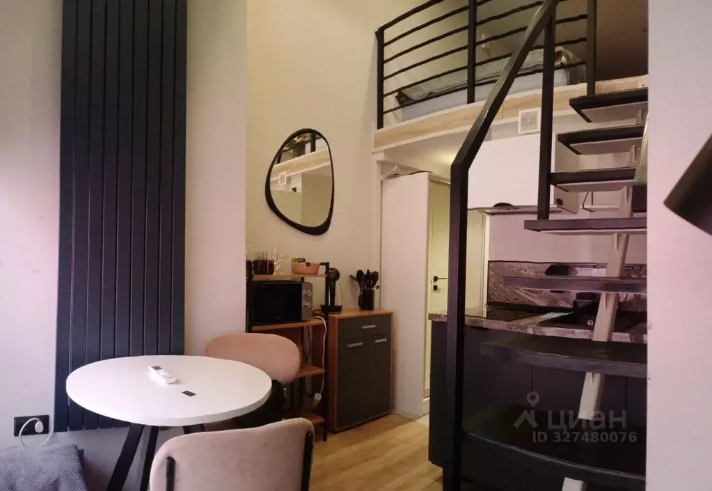 Студия Москва Суворовская ул., 19Ас1 (20.0 м) - Фото 1