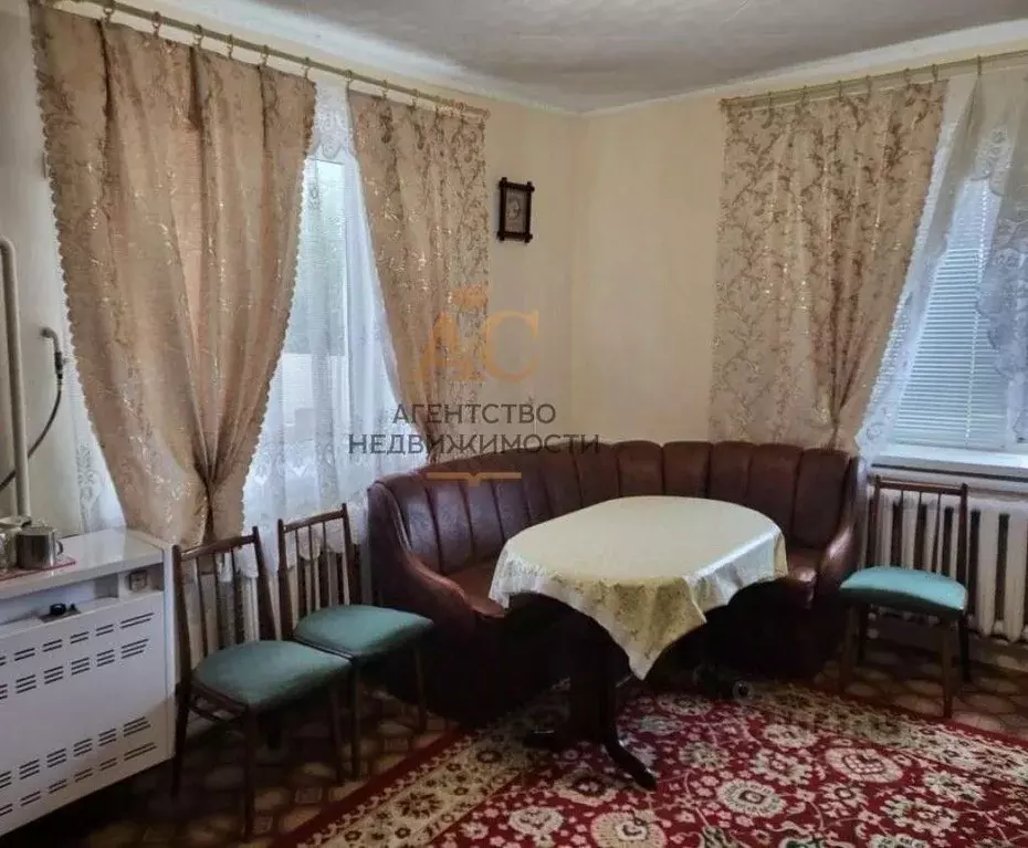 Дом в Крым, Кировский район, Яркополенское с/пос, с. Красносельское ... - Фото 1