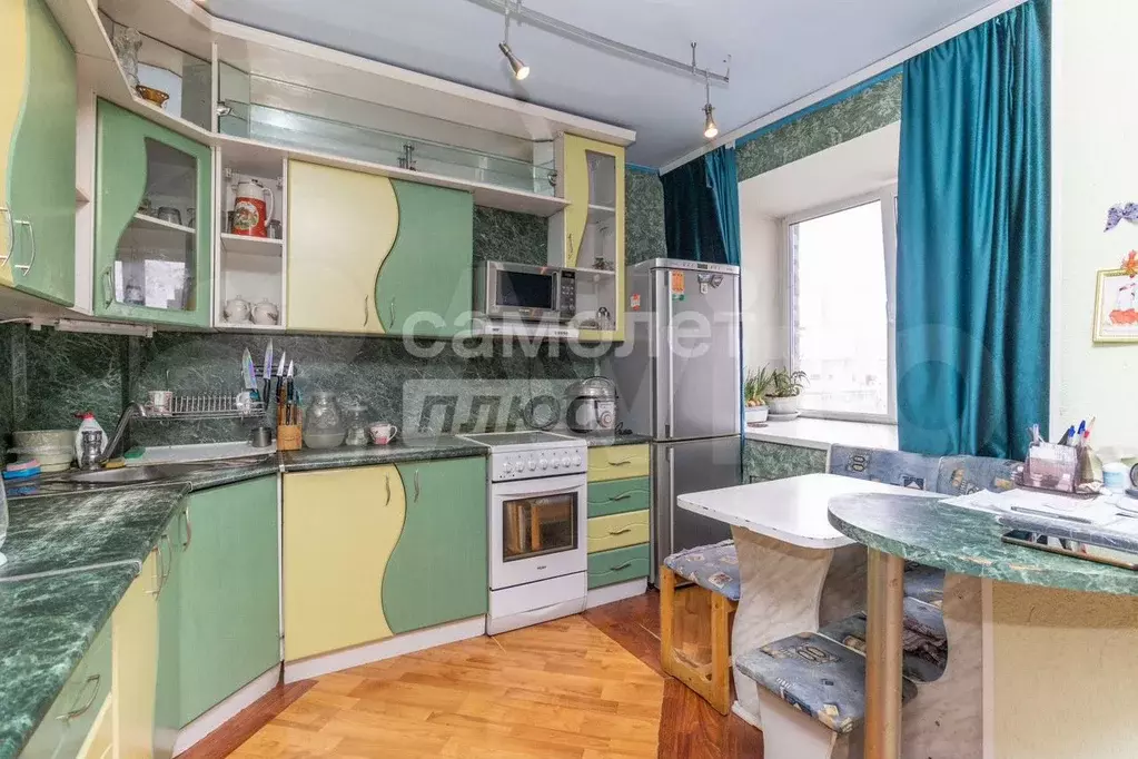 3-к. квартира, 72 м, 7/9 эт. - Фото 0