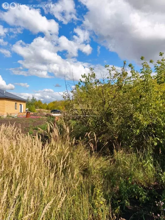 Участок в село Столбище, Большая Красная улица (6 м) - Фото 1