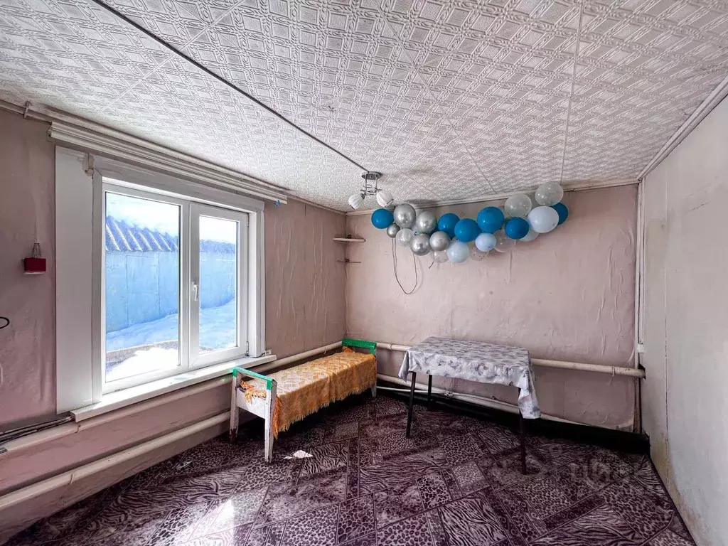 Дом в Оренбургская область, с. Шарлык ул. Ленинская, 91 (45 м) - Фото 0