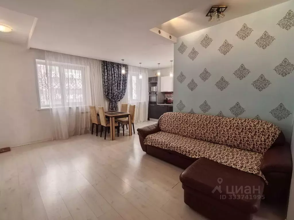 3-к кв. Иркутская область, Иркутск Первомайский мкр, 92 (82.3 м) - Фото 1