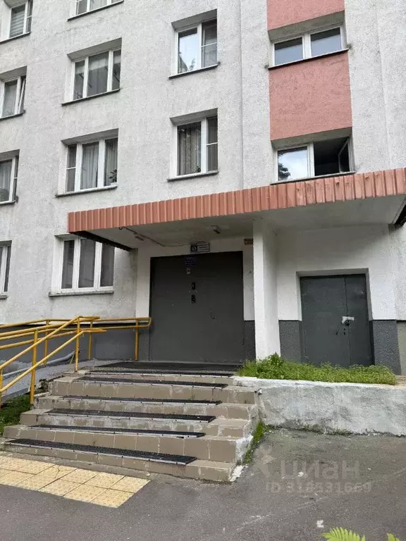3-к кв. Москва Голубинская ул., 25К1 (53.0 м) - Фото 0