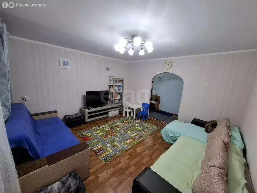 3-комнатная квартира: Евпатория, проспект Ленина, 56 (64.5 м) - Фото 1