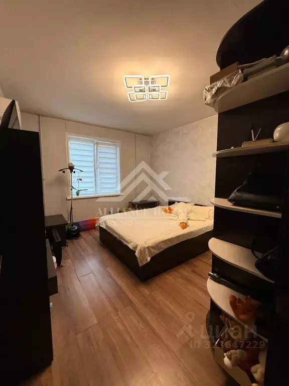 2-к кв. Татарстан, Казань ул. Адоратского, 32 (60.0 м) - Фото 1