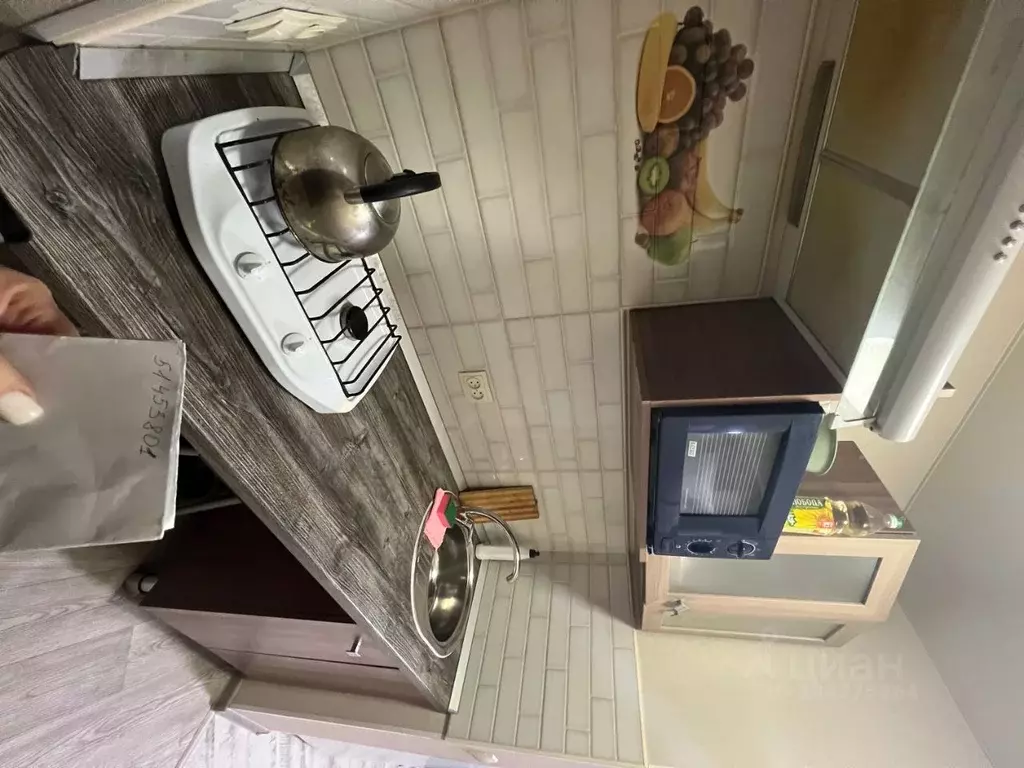 1-к кв. Крым, Симферополь ул. Севастопольская, 51А (18.0 м) - Фото 2