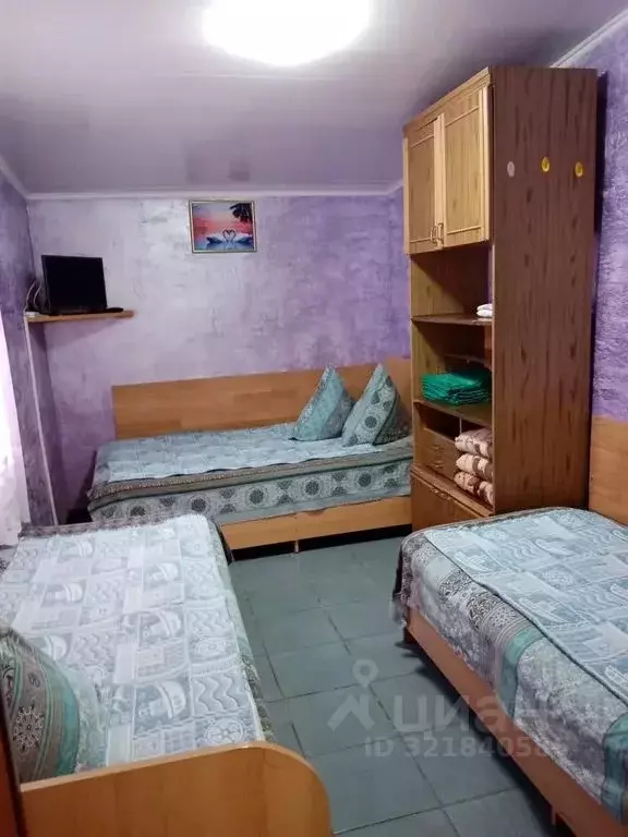 Комната Краснодарский край, Приморско-Ахтарск Октябрьская ул., 18 - Фото 0