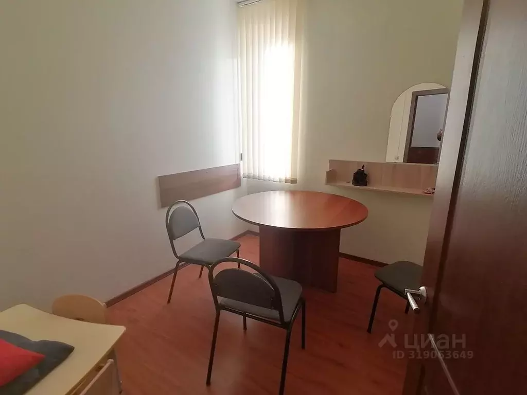 Офис в Московская область, Химки ул. Калинина, 9 (9 м) - Фото 0