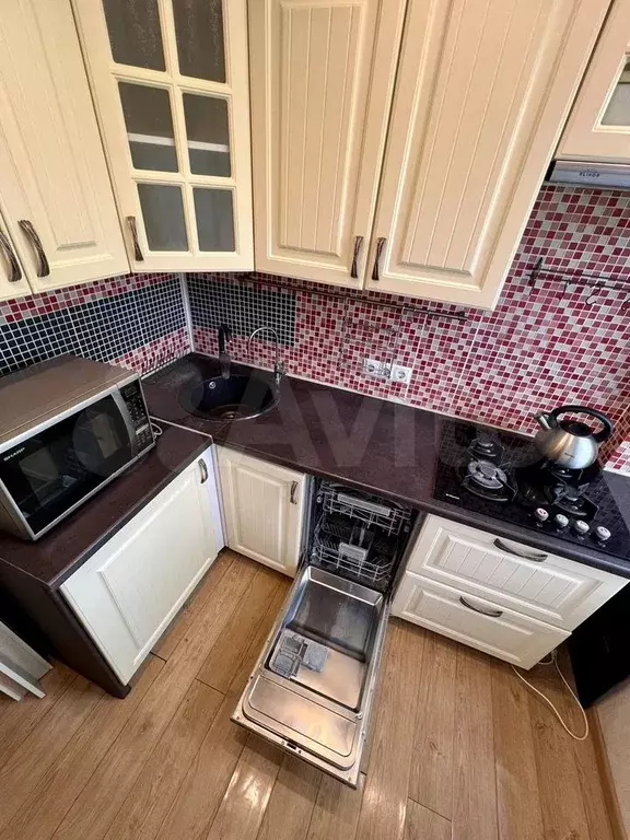 2-к. квартира, 47 м, 5/5 эт. - Фото 0