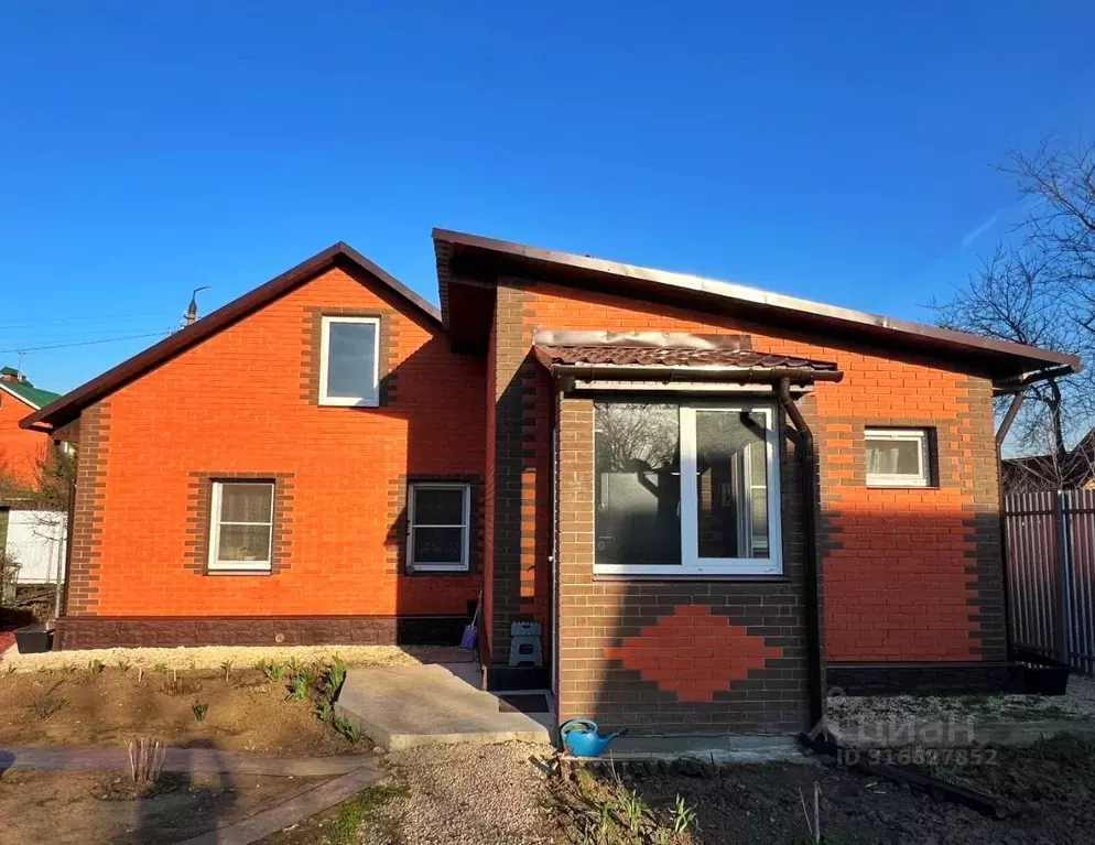 Дом в Тульская область, Тула 9-й проезд, 64 (40 м) - Фото 0