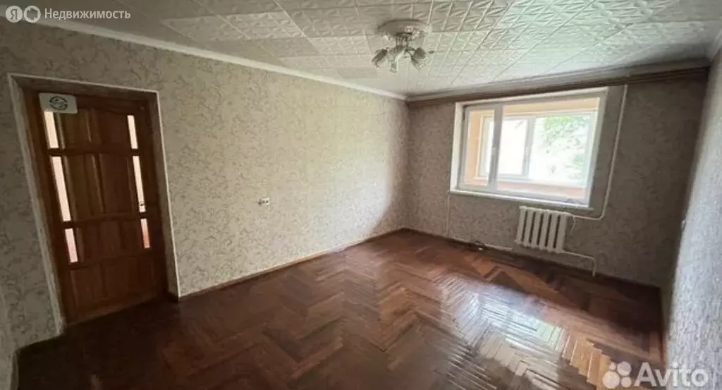 3-комнатная квартира: Прохладный, улица Добровольского, 40 (64.5 м) - Фото 0