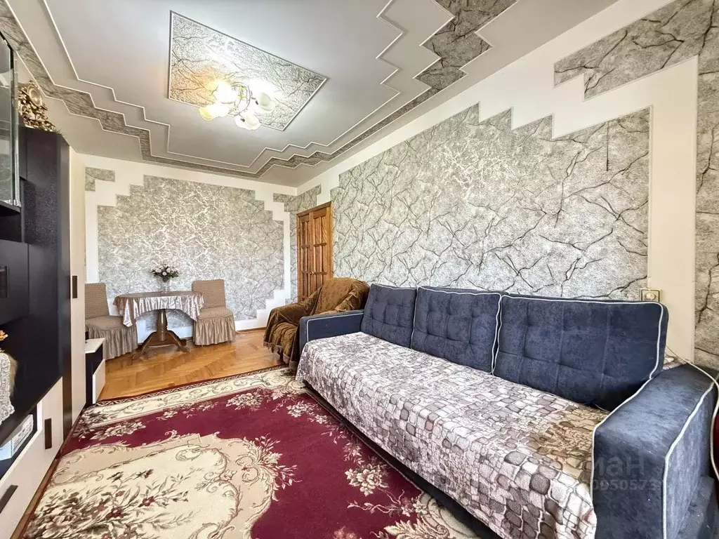 2-к кв. Кабардино-Балкария, Нальчик ул. Калинина (50.4 м) - Фото 0
