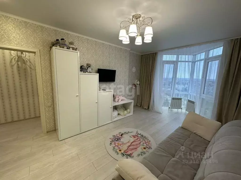 3-к кв. Белгородская область, Белгород ул. Попова, 102 (81.3 м) - Фото 0