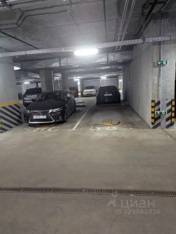 Гараж в Москва Красноказарменная ул., 14Ак2 (14 м) - Фото 1