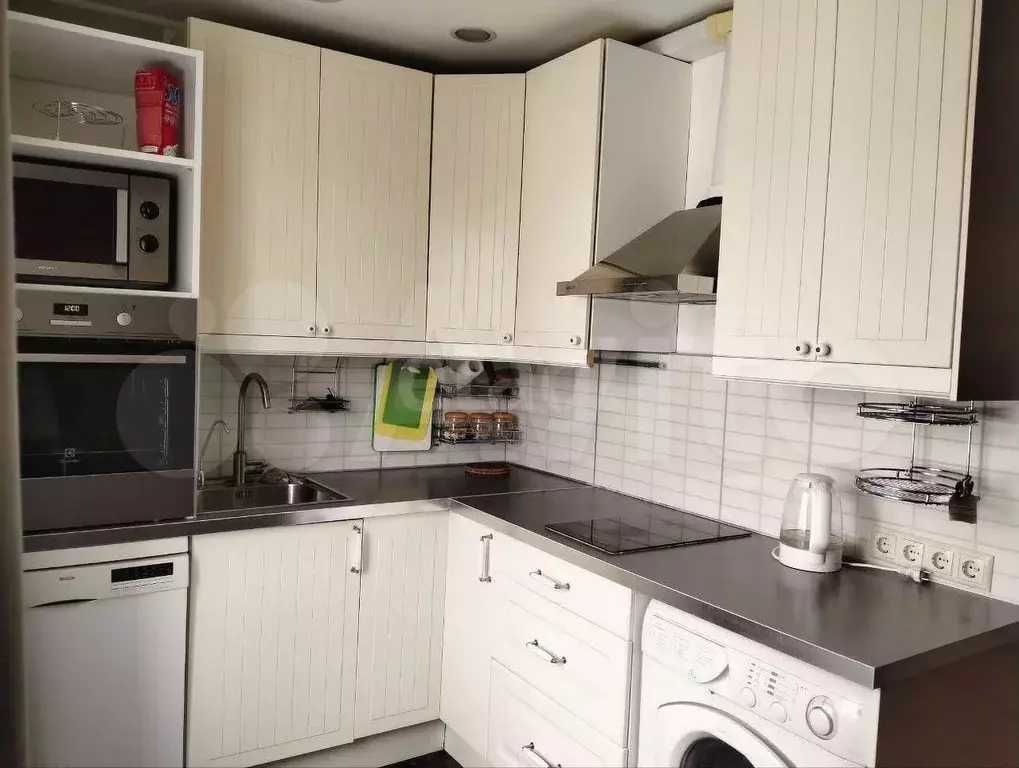 3-к. квартира, 67 м, 4/4 эт. - Фото 0