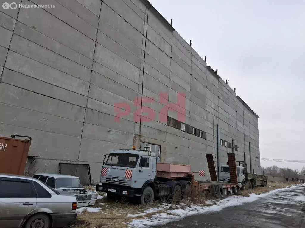 Помещение свободного назначения (2825 м) - Фото 1