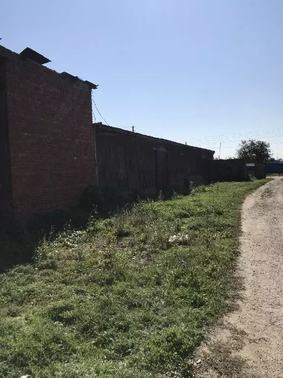 Производственное помещение в Саратовская область, Красноармейск Речная ... - Фото 1