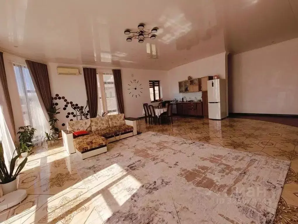 Дом в Краснодарский край, Темрюк ул. Космонавтов (158 м) - Фото 2