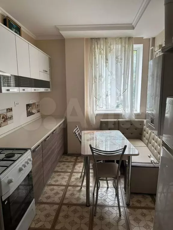 2-к. квартира, 56 м, 3/14 эт. - Фото 0