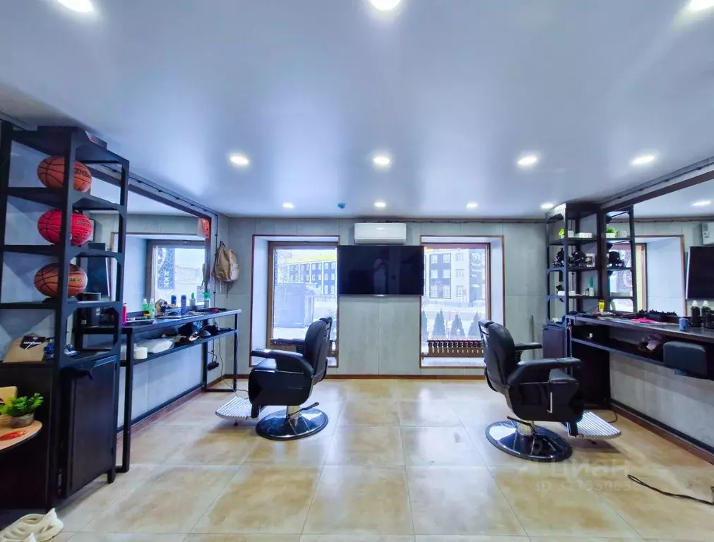 Помещение свободного назначения в Свердловская область, Первоуральск ... - Фото 2