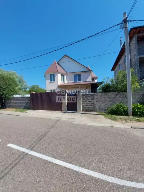 Дом в Краснодарский край, Сириус пгт ул. Ружейная, 42 (223 м) - Фото 0