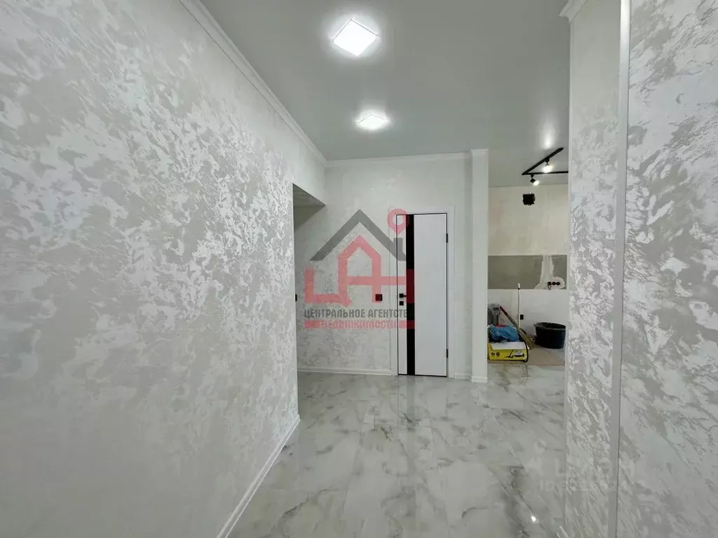 2-к кв. Ставропольский край, Ессентуки Никольская ул., 27к5 (55.4 м) - Фото 1