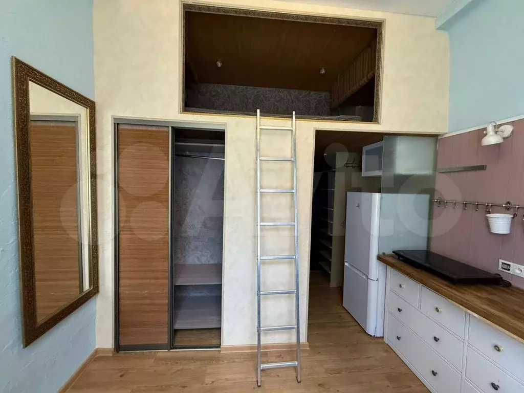 Комната 8 м в 1-к., 1/2 эт. - Фото 1