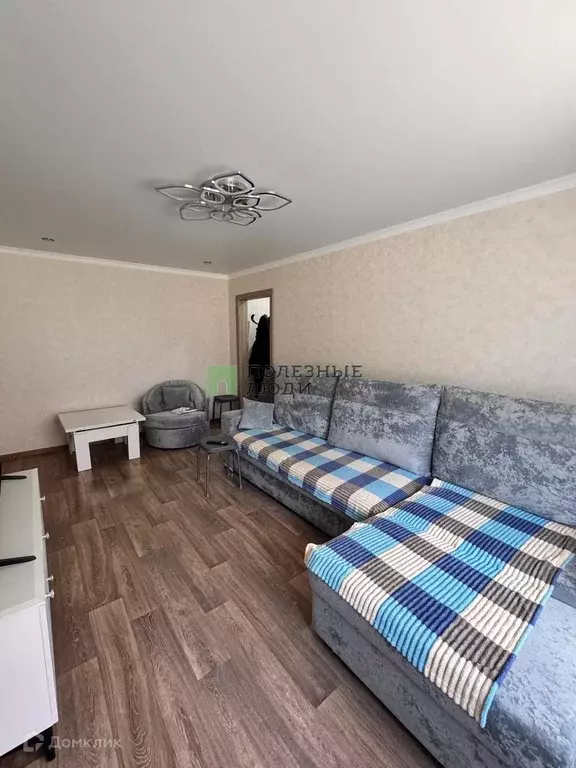 Продаётся 4-к квартира, 61.5 м - Фото 1