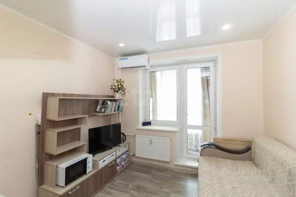 Студия Тюменская область, Тюмень ул. Новоселов, 117 (15.8 м) - Фото 1