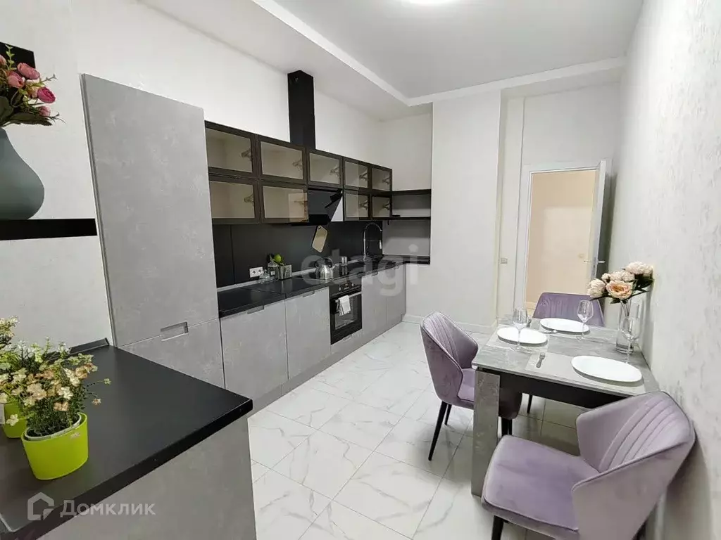 Продаётся 2-к квартира, 70.4 м - Фото 0