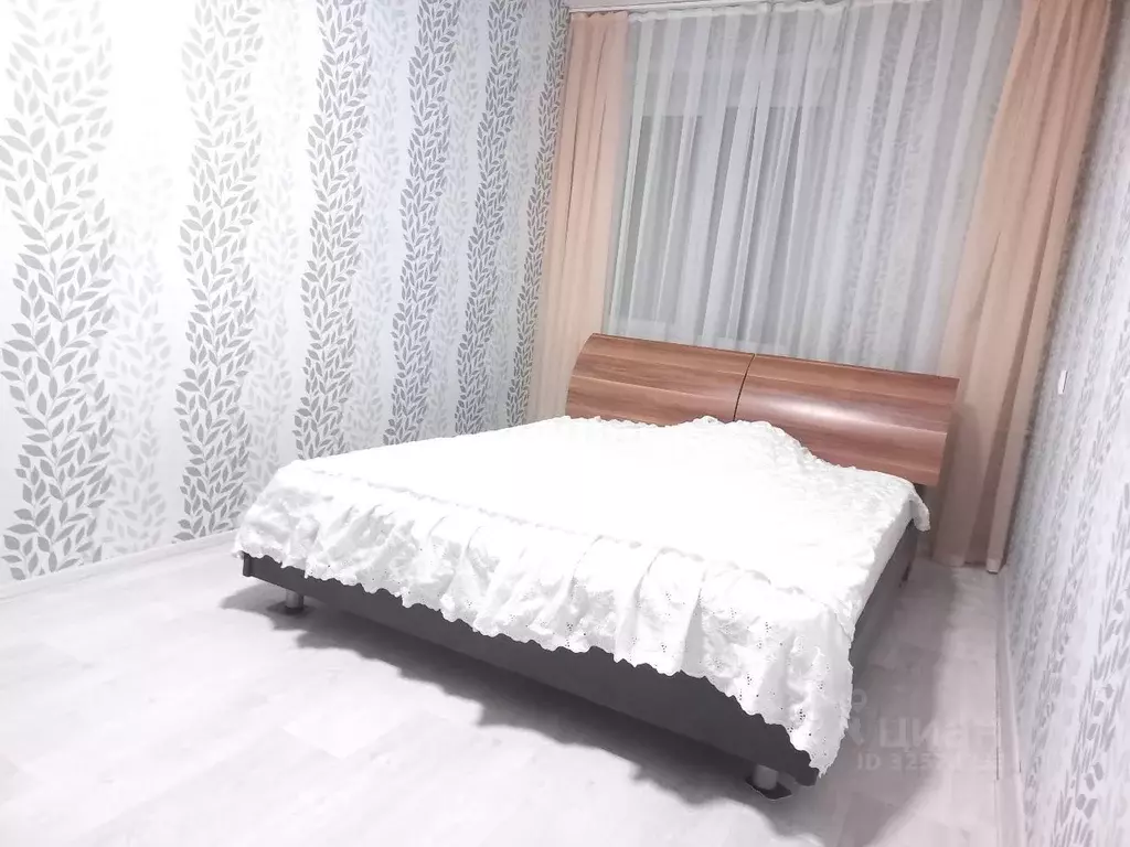 2-к кв. Саратовская область, Энгельс 1-й мкр, 13 (46.0 м) - Фото 1