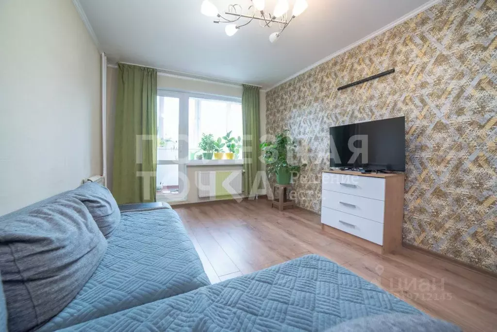 3-к кв. Свердловская область, Екатеринбург ул. Прониной, 121 (66.0 м) - Фото 1