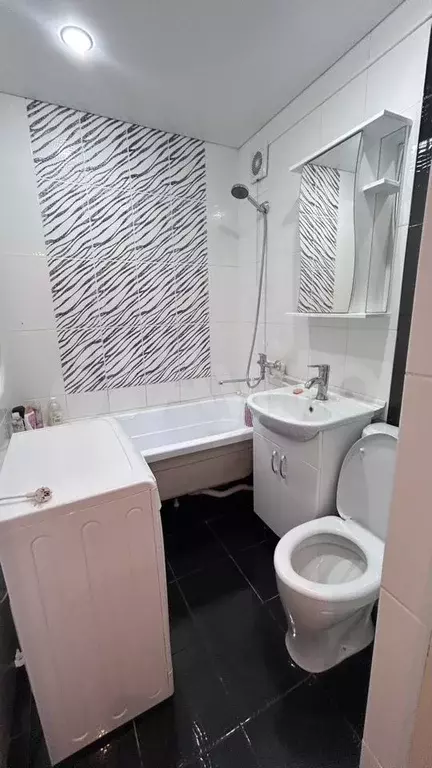 2-к. квартира, 42,8 м, 4/5 эт. - Фото 0