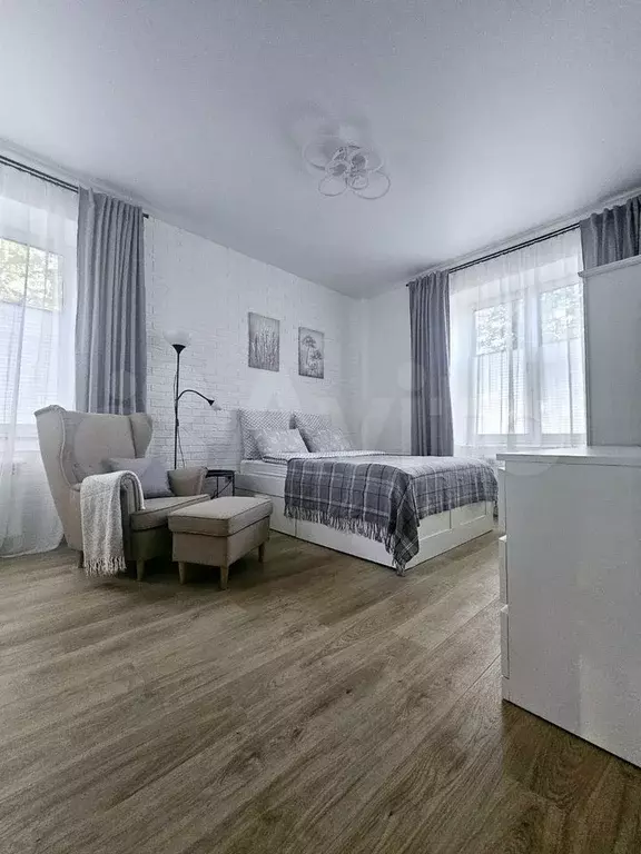 Комната 18 м в 3-к., 1/6 эт. - Фото 0