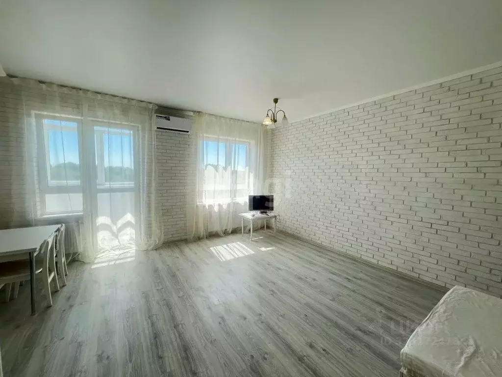 Студия Краснодарский край, Темрюк Дальняя ул., 30 (34.1 м) - Фото 2