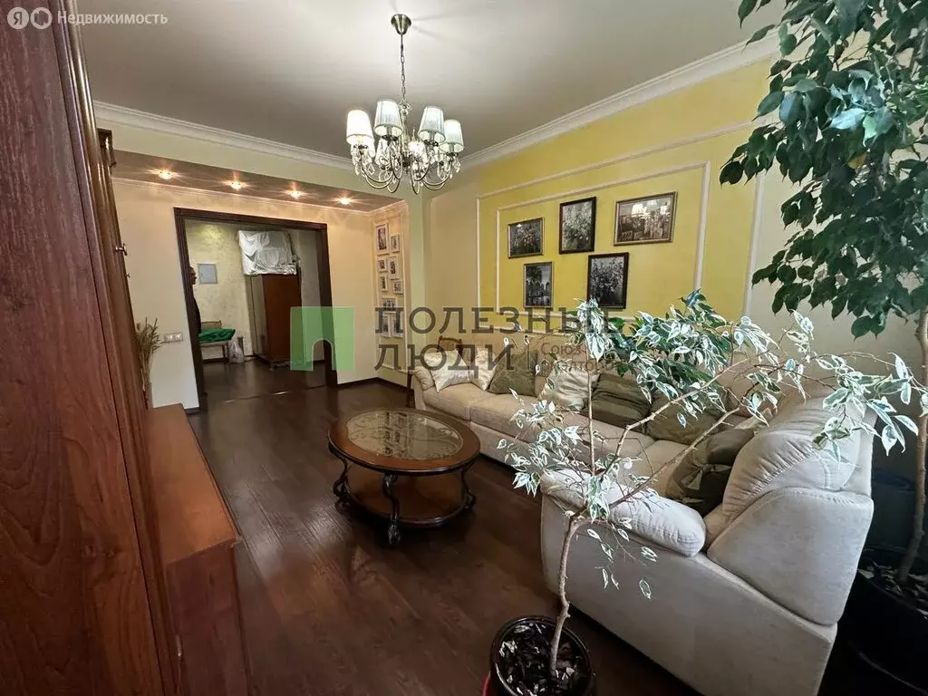 3-комнатная квартира: Красноярск, улица Баумана, 12 (88.2 м) - Фото 1