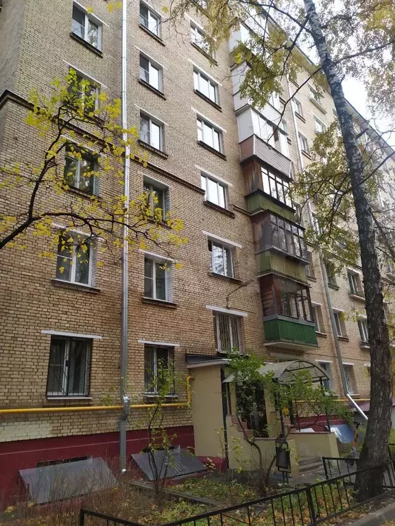 1-к. квартира, 30 м, 1/9 эт. - Фото 1