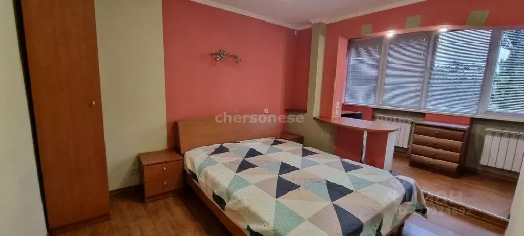 2-к кв. Севастополь ул. Вакуленчука, 10 (63.4 м) - Фото 0