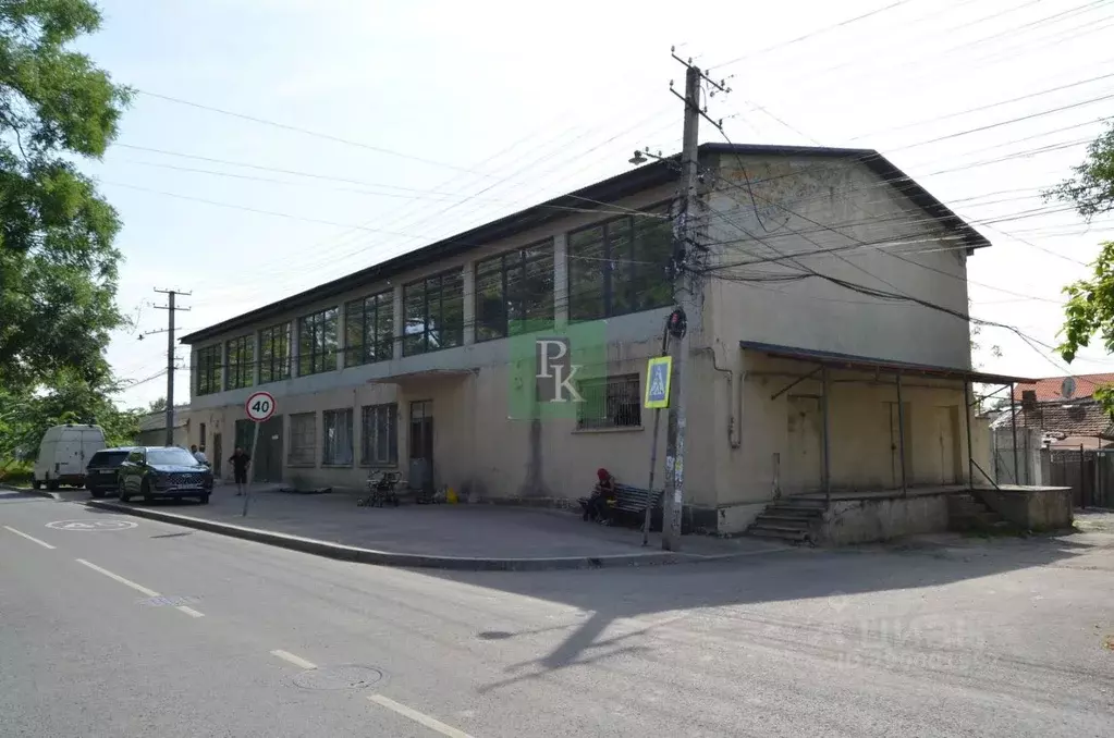 Помещение свободного назначения в Крым, Симферополь ул. Дзюбанова, 47 ... - Фото 1