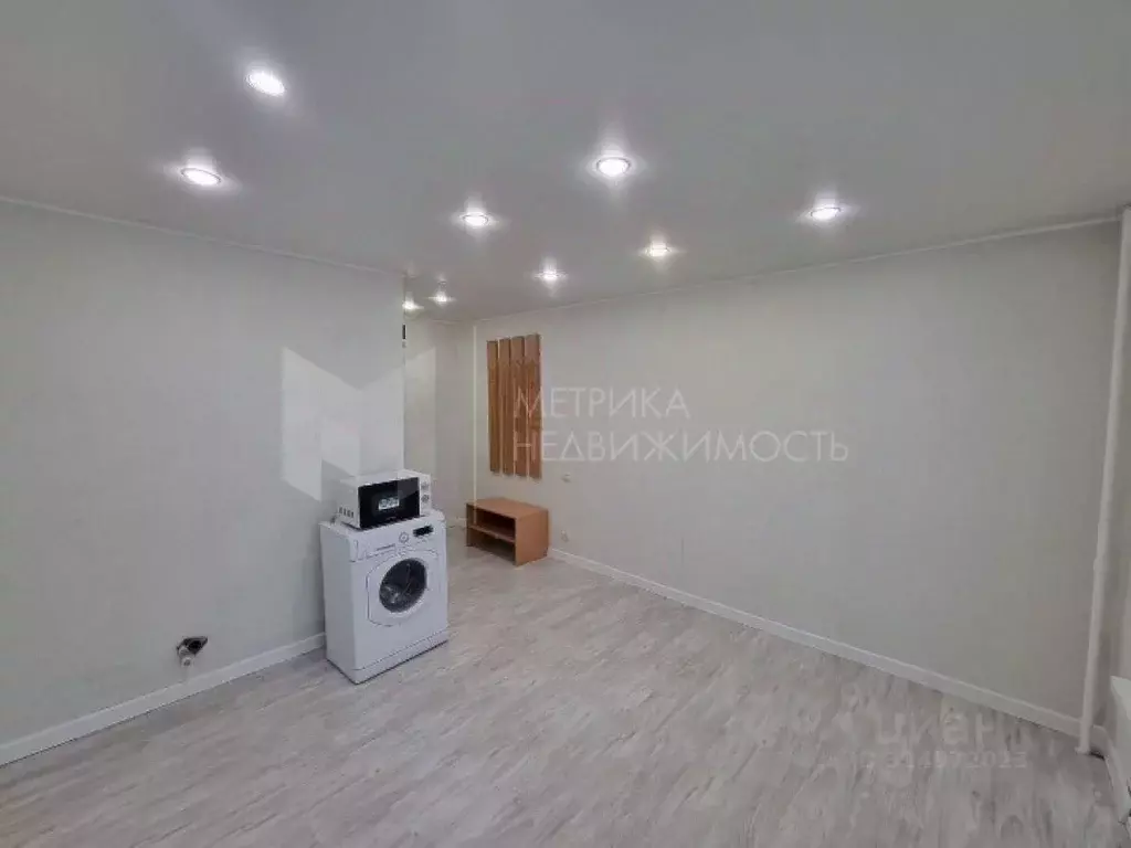 Студия Тюменская область, Тюмень Олимпийская ул., 24 (22.0 м) - Фото 1