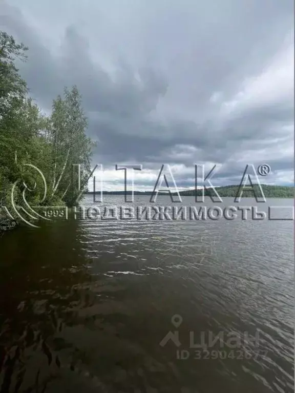 Дом в Ленинградская область, Выборгский район, Светогорское городское ... - Фото 1